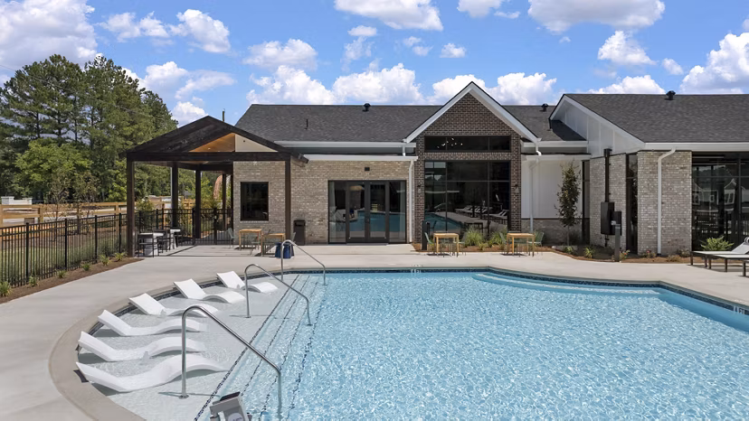 pool at The Rosemoor Apartments