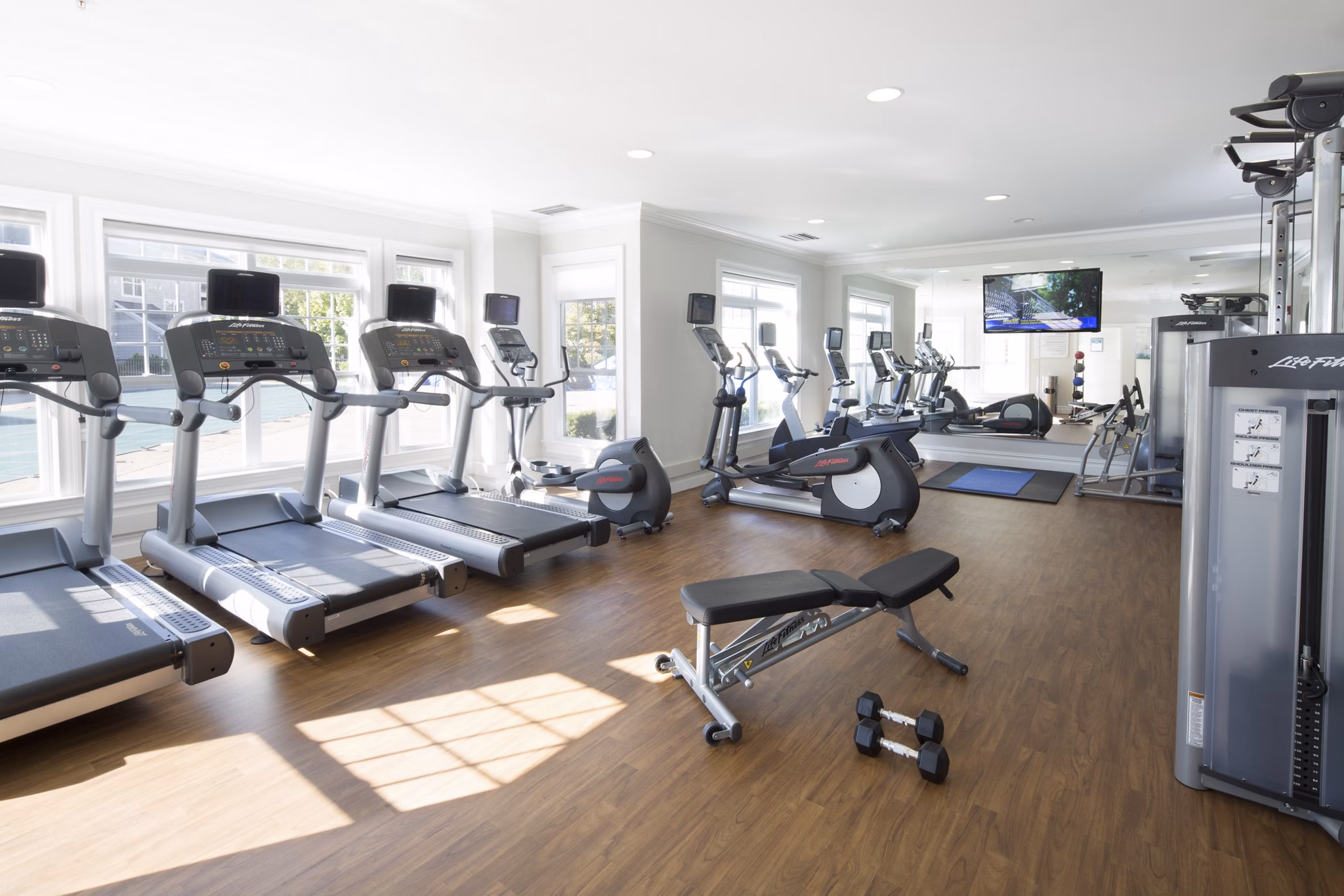 fitness center at Riverwood at New Canaan Apartments