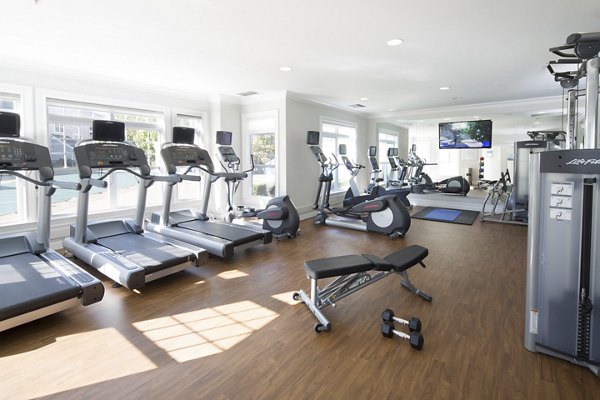 fitness center at Riverwood at New Canaan Apartments