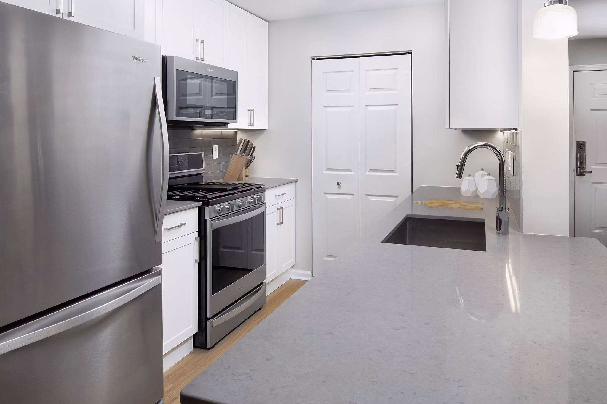 kitchen at Riverwood at New Canaan Apartments