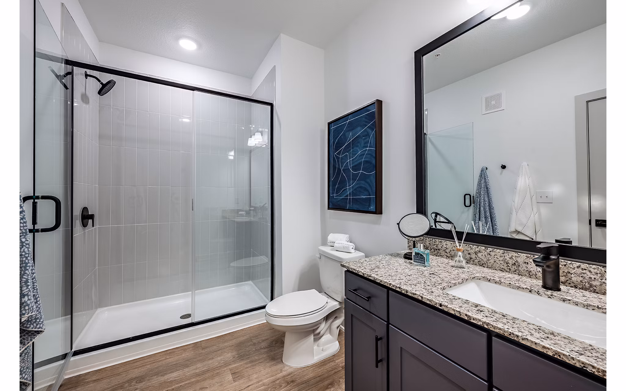 bathroom at The Darley Apartments 