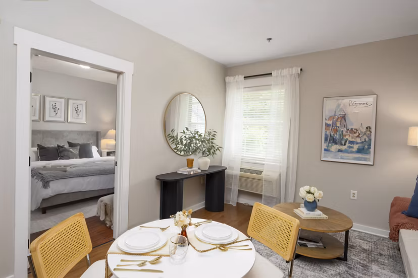 living room at King's Reserve Suwanee Apartments