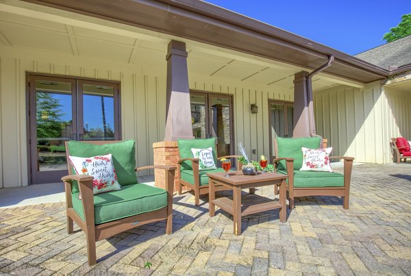 patio at King's Reserve Suwanee Apartments 