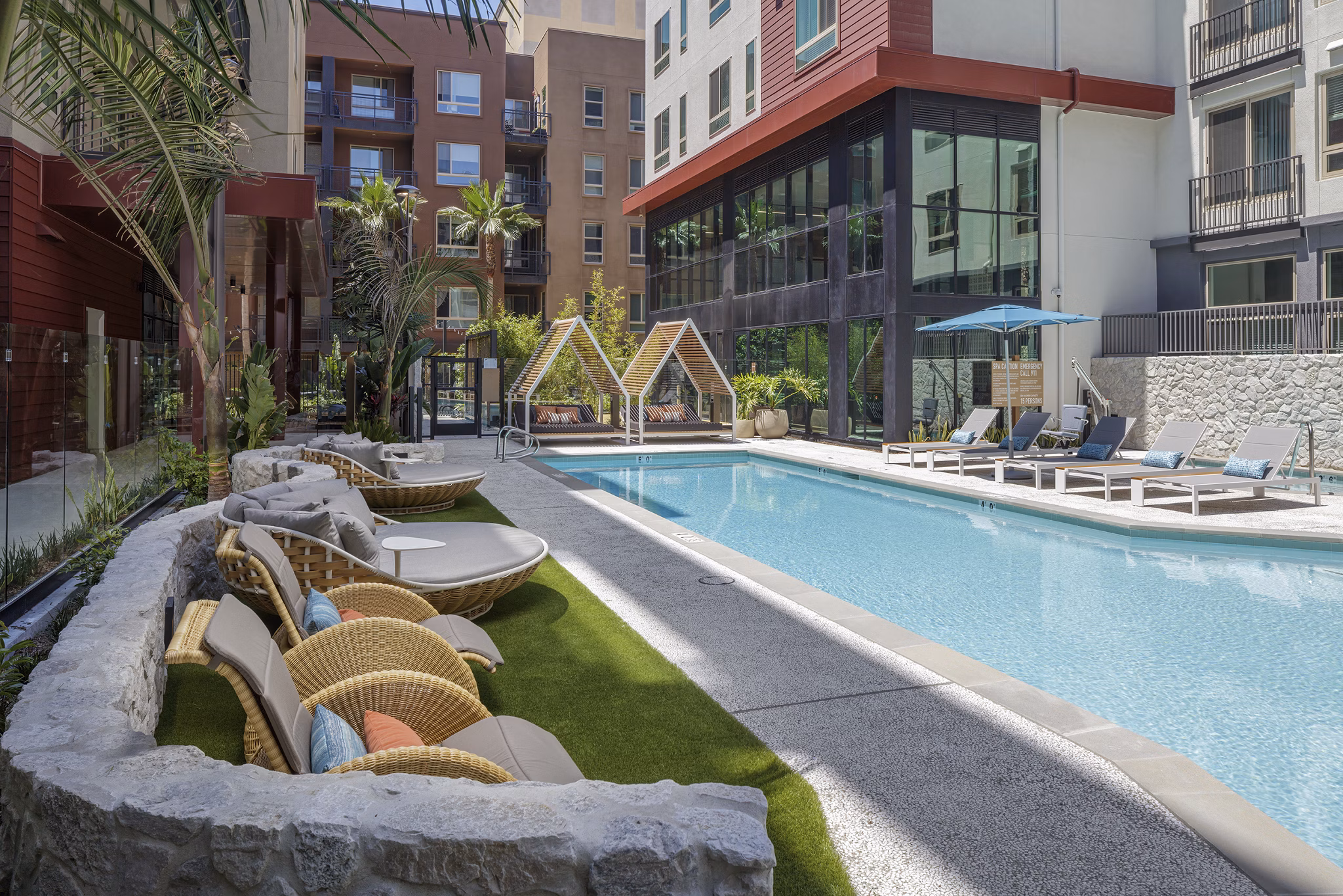 pool at Solana at Duarte Station Apartments