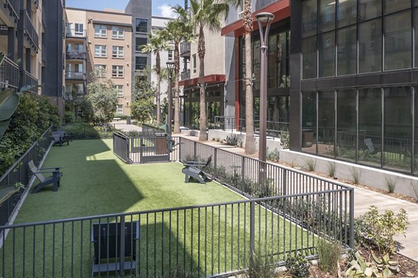 Recreational Area at Solana at Duarte Station Apartments