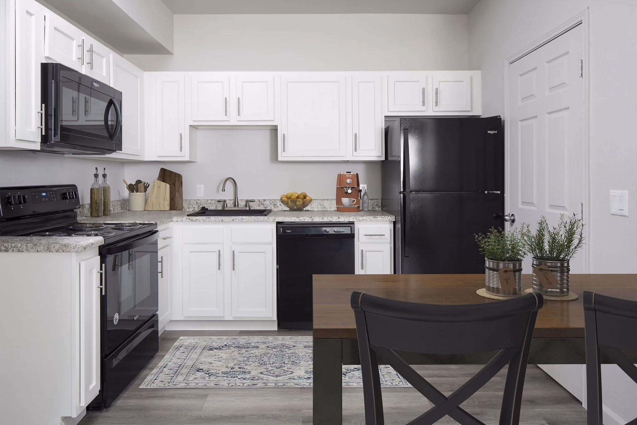 kitchen at Canyon Park Apartments