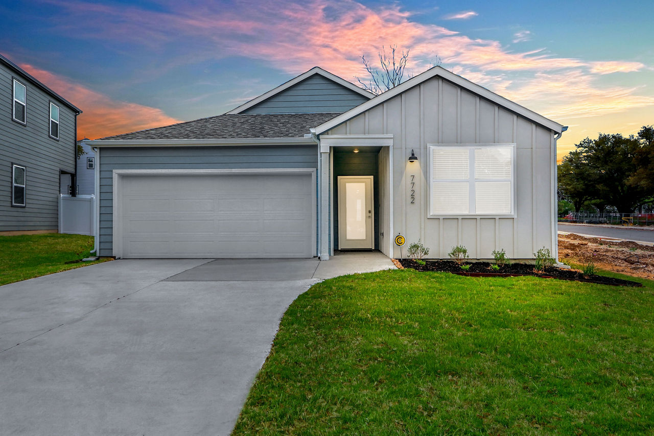 Los Cielos At Brooks Luxury Rentals San Antonio Tx 4 of 12
