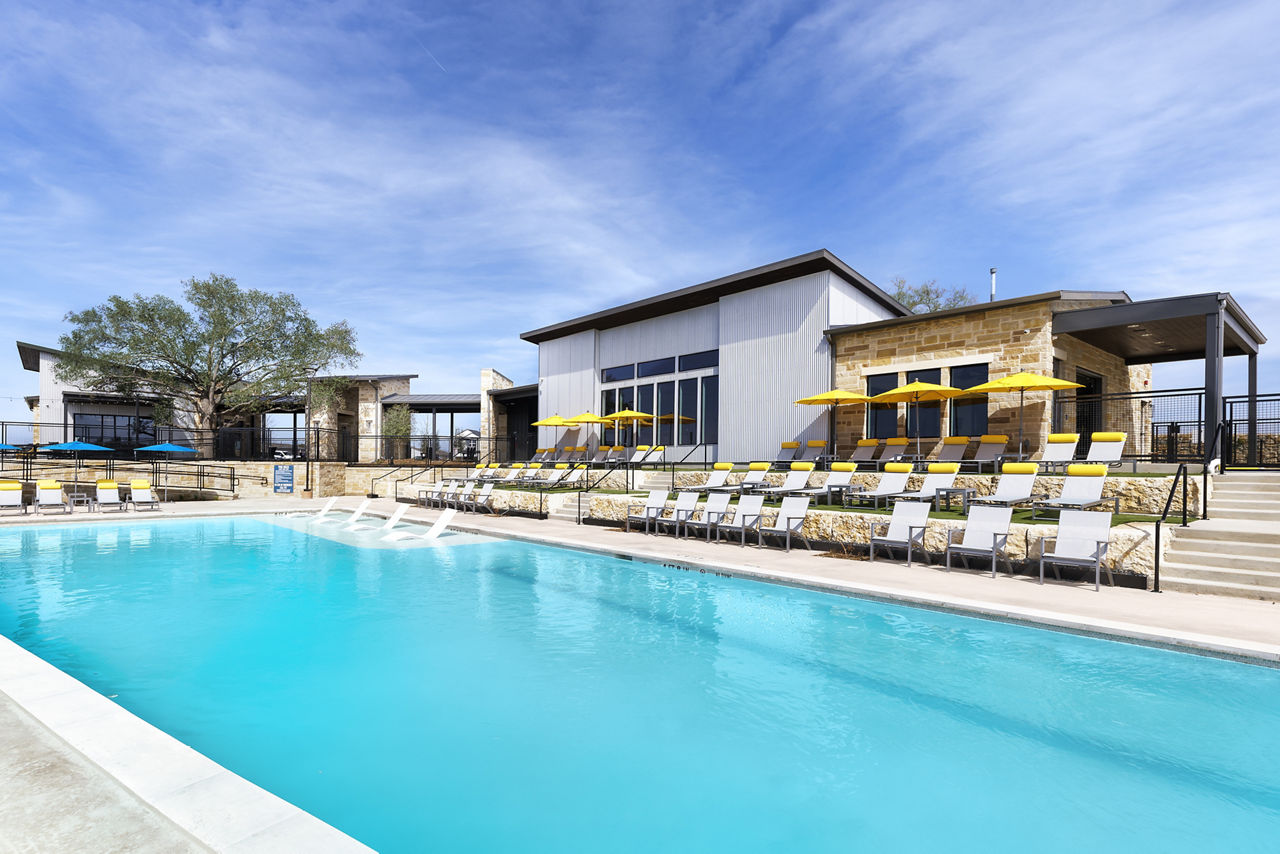 Los Cielos At Brooks Luxury Rentals San Antonio Tx 6 of 12