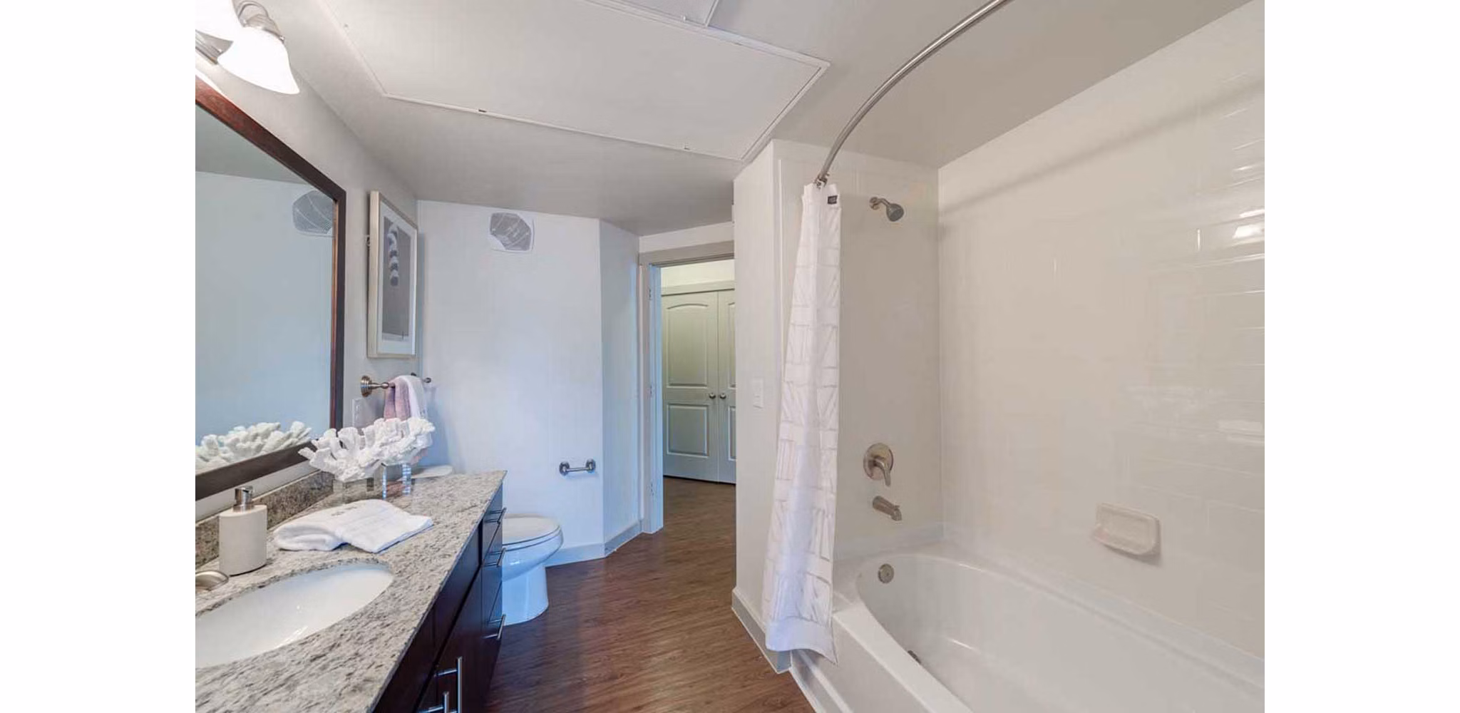 bathroom at 91Fifty Apartments