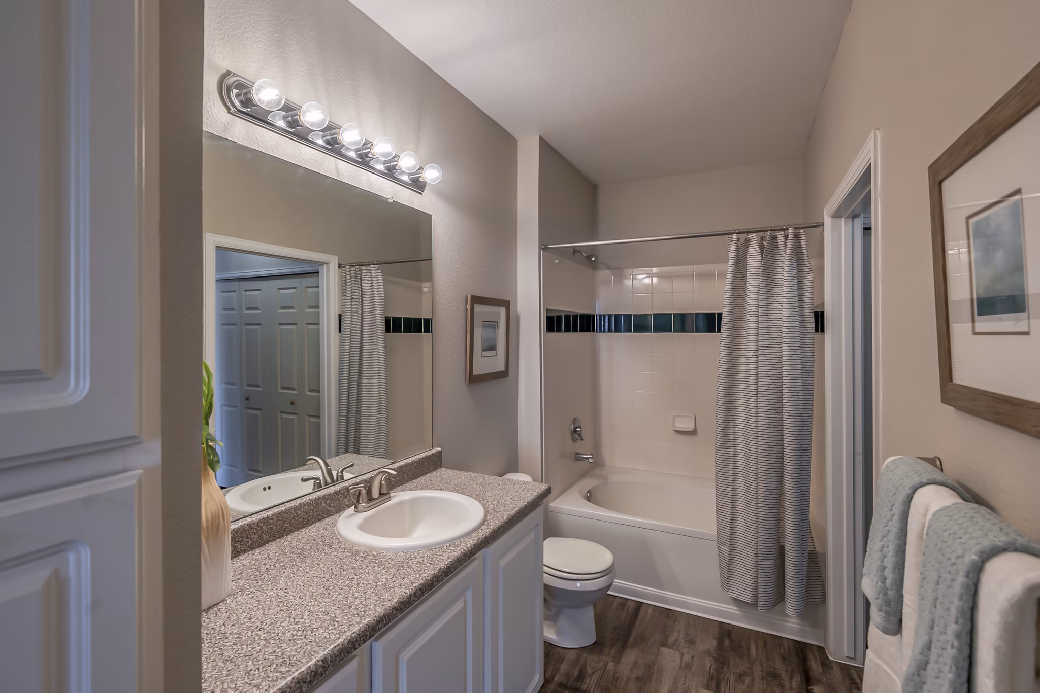 bathroom at Dove Valley Apartments 