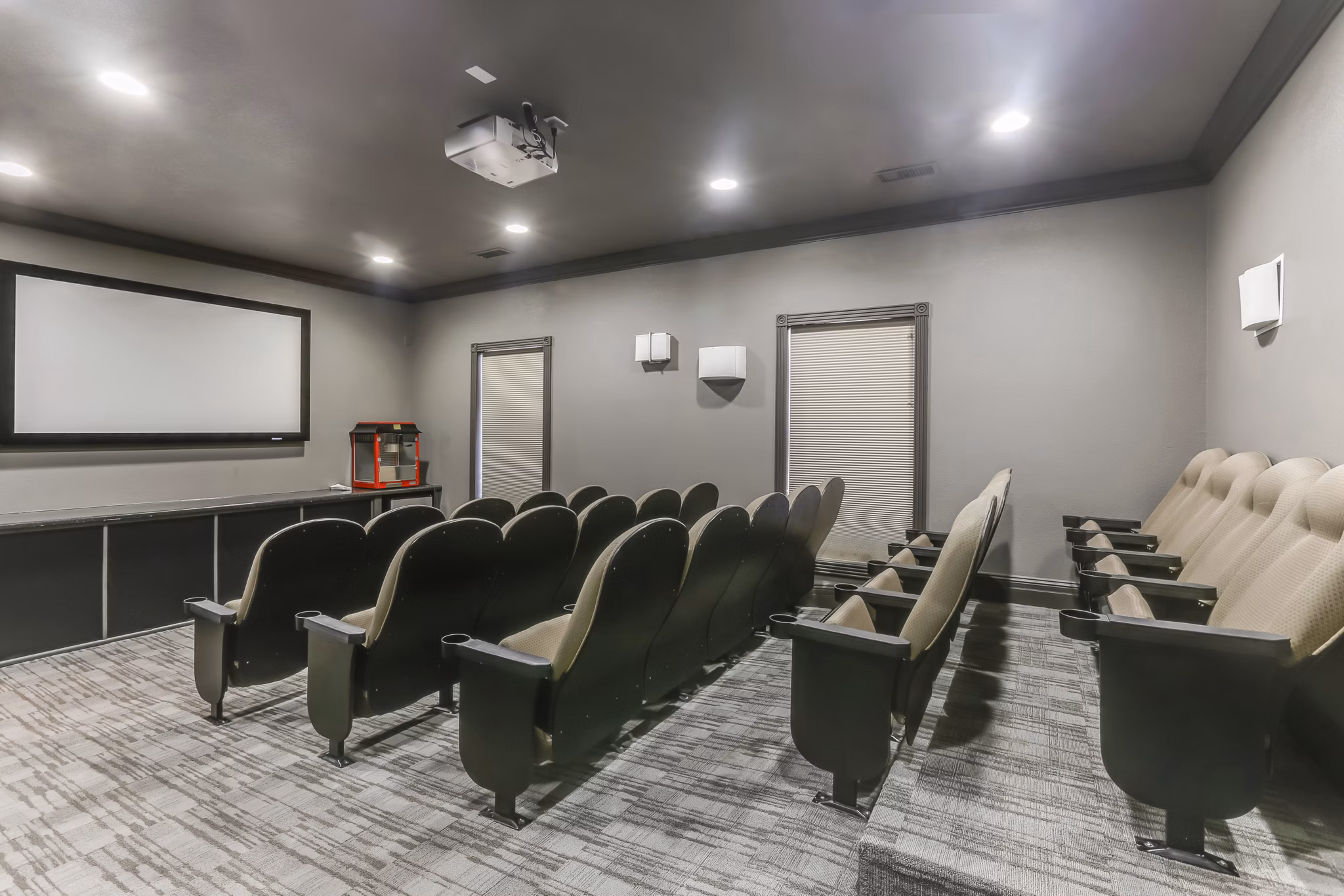 clubhouse at Dove Valley Apartments 