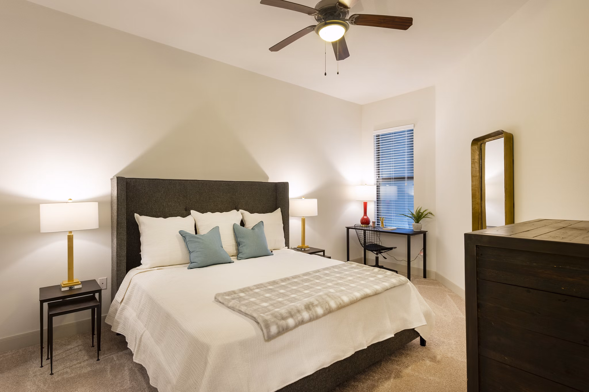 bedroom at The Briscoe River Oaks Apartments