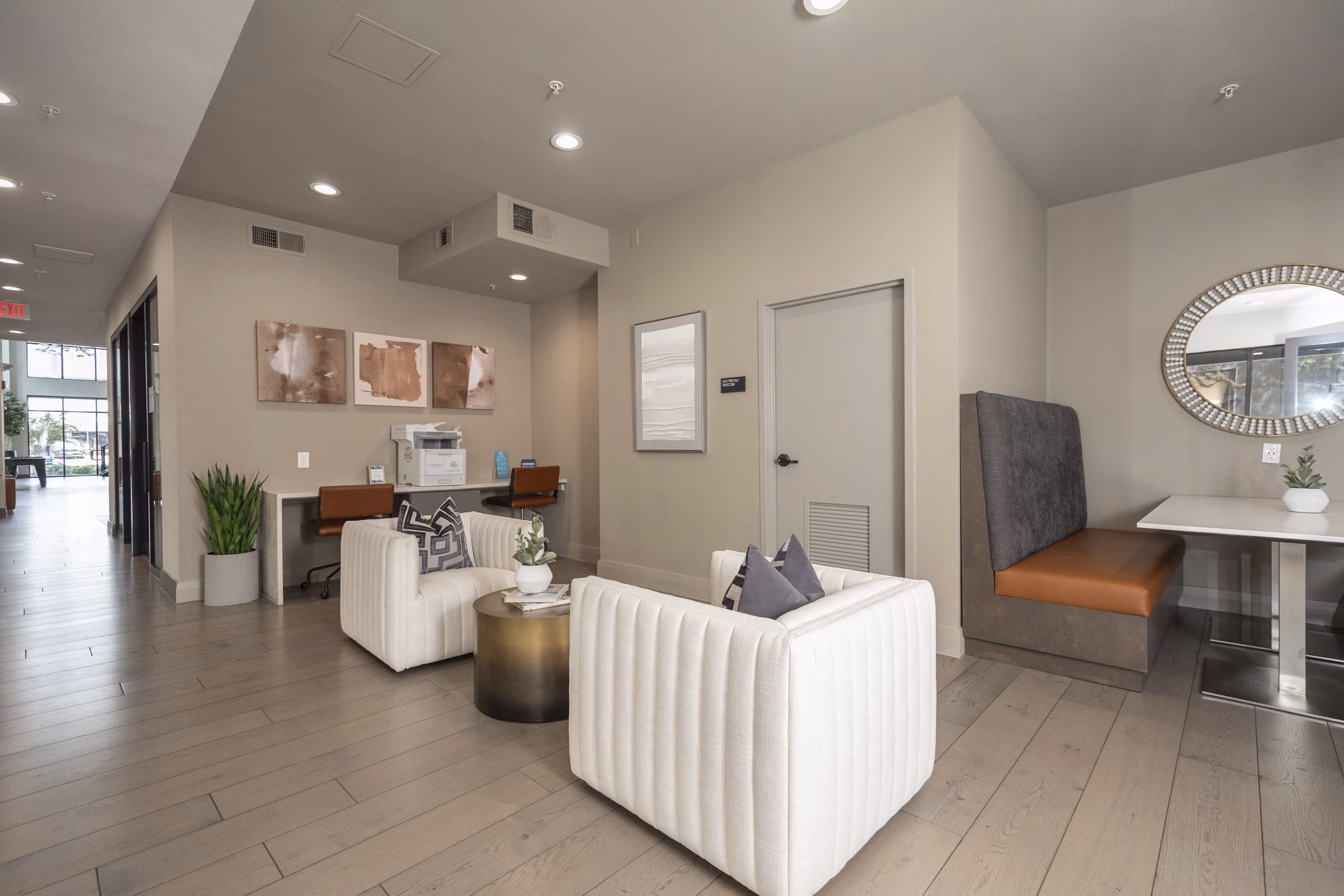 clubhouse at The Briscoe River Oaks Apartments