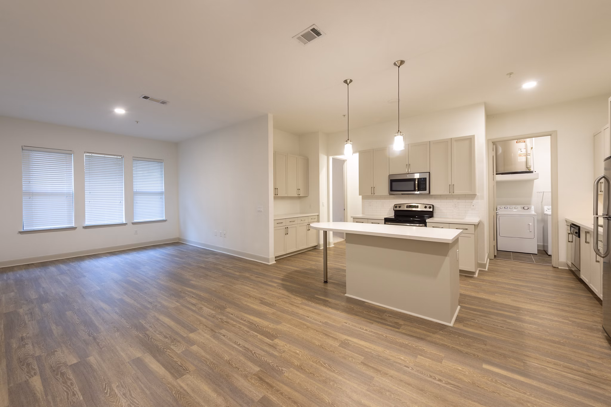 interior at The Briscoe River Oaks Apartments