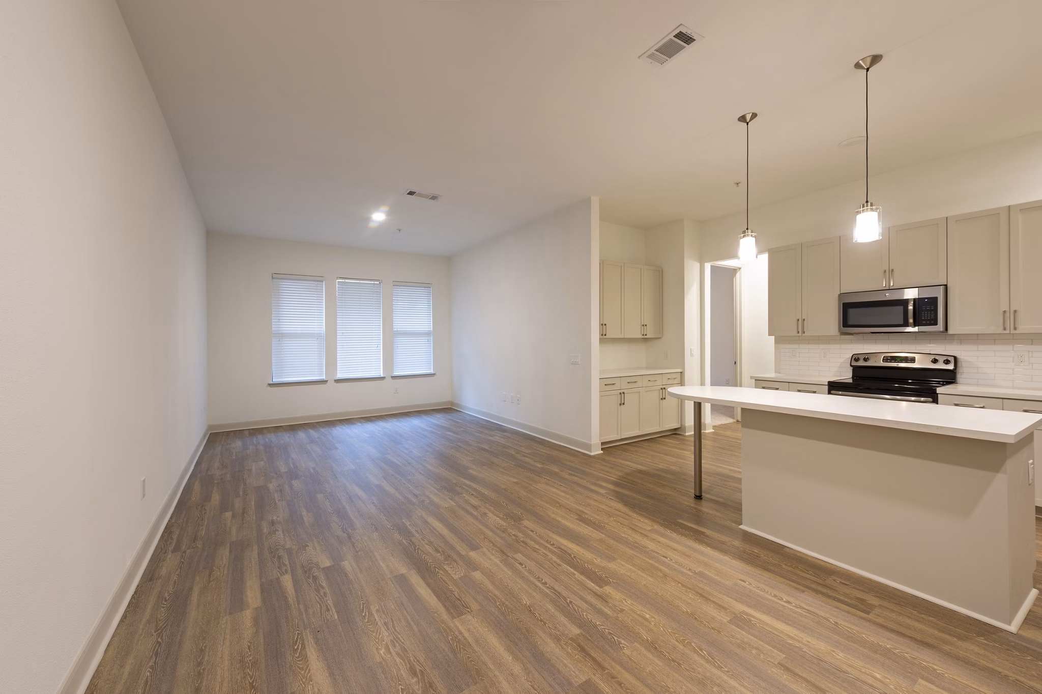 interior at The Briscoe River Oaks Apartments