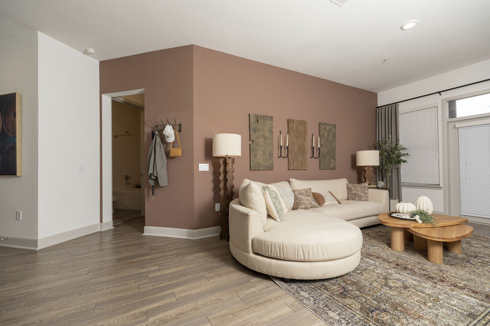 living room at The Briscoe River Oaks Apartments