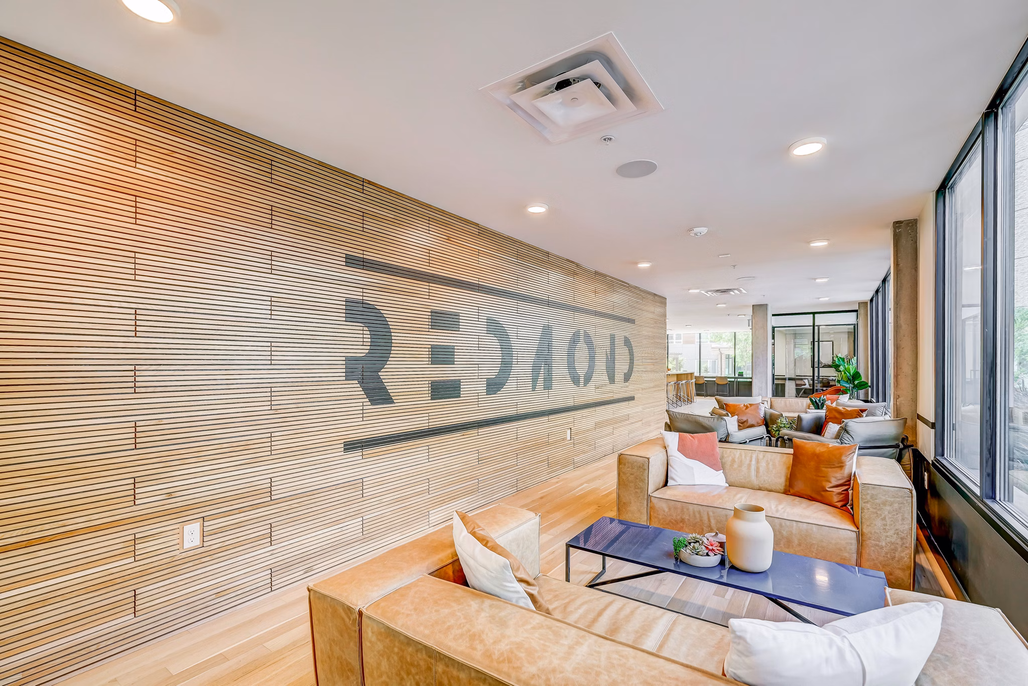 clubhouse at Parkside Esterra Park Apartments