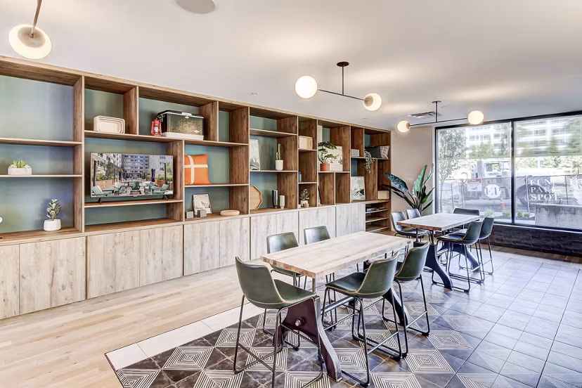 clubhouse at Parkside Esterra Park Apartments