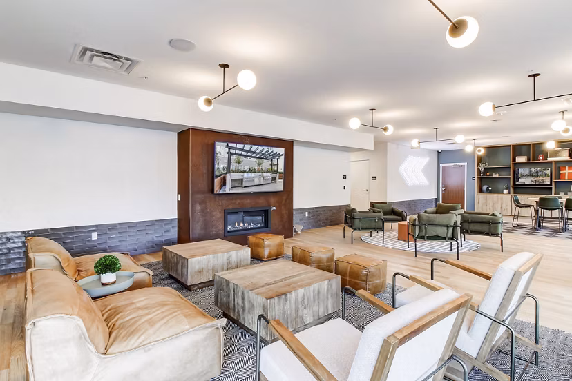 clubhouse at Parkside Esterra Park Apartments