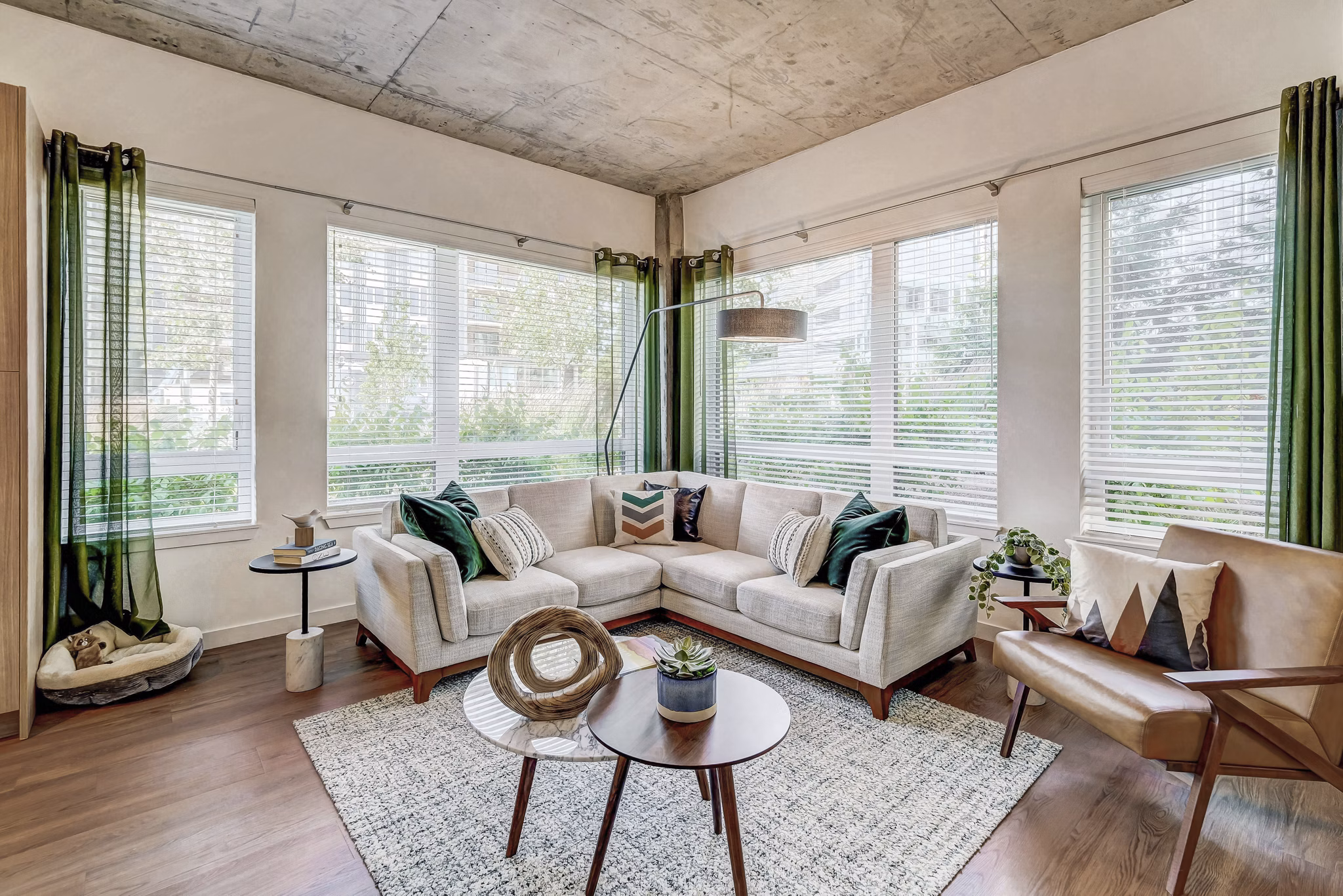living room at Parkside Esterra Park Apartments