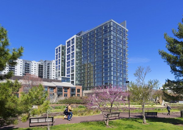 building at NorthXNorthwest Northwest Tower Apartments