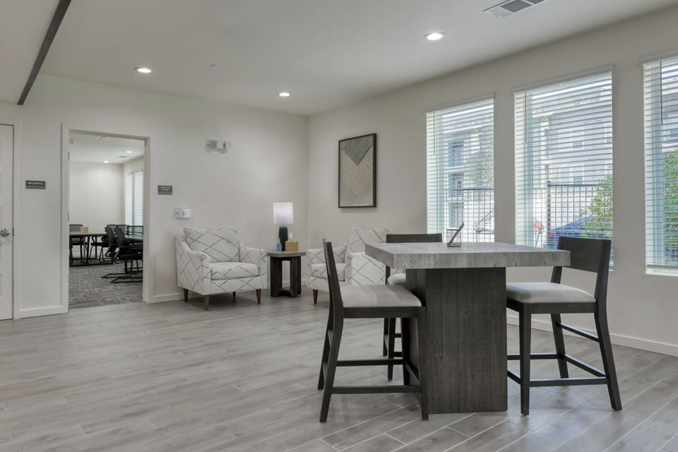 clubhouse at Sunstone Apartments