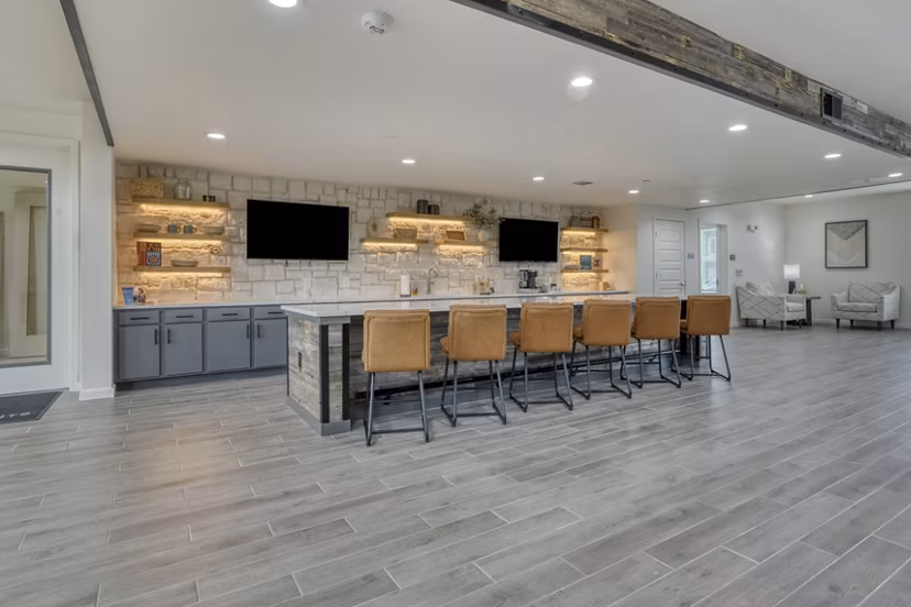 clubhouse at Sunstone Apartments