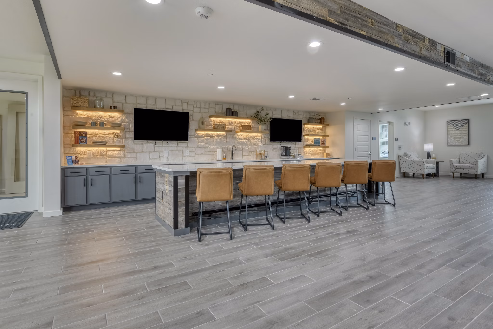 clubhouse at Sunstone Apartments