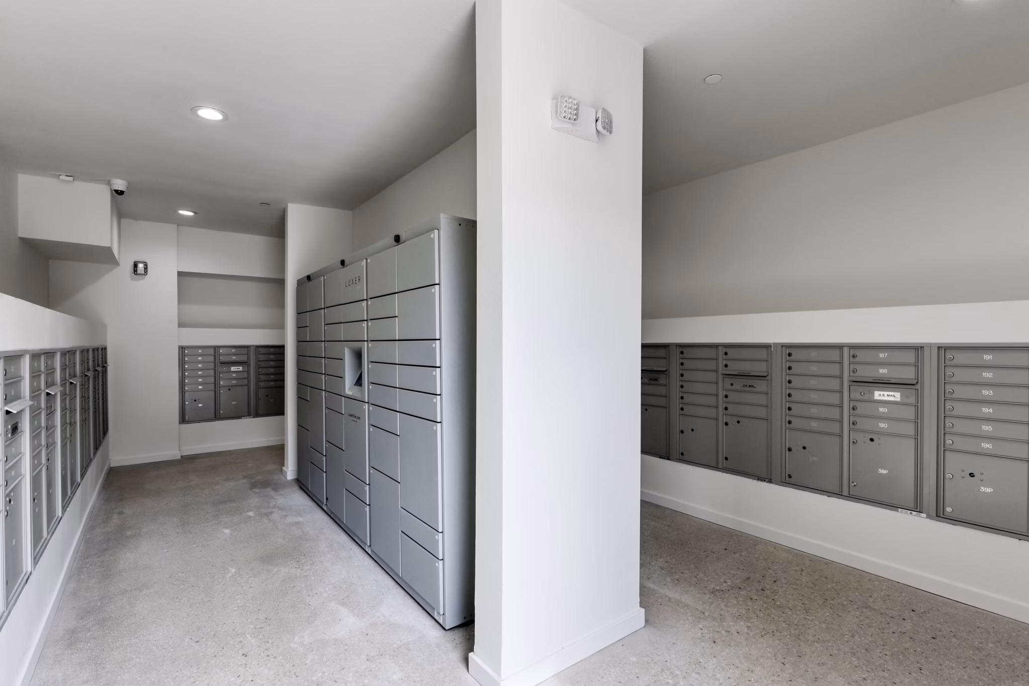 clubhouse at Sunstone Apartments
