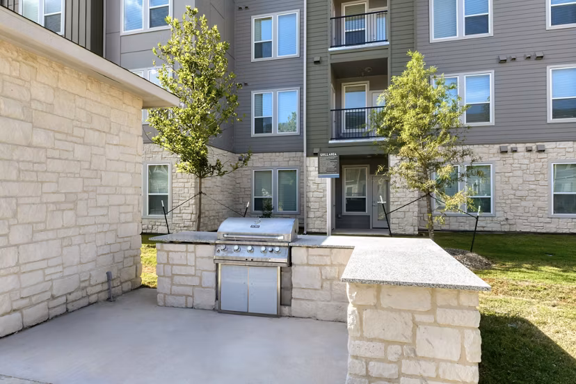 grill area at Sunstone Apartments