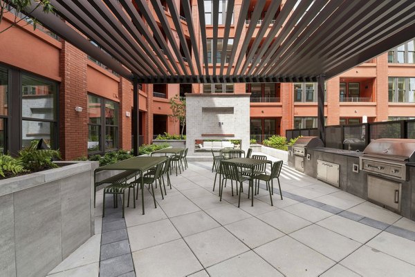 patio at Cullman House Apartments