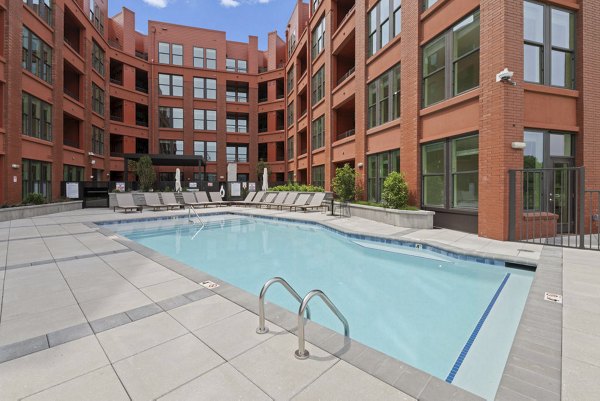 pool at Cullman House Apartments