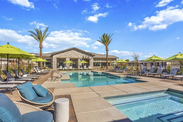 pool and jacuzzi at Prose Ascend Apartments