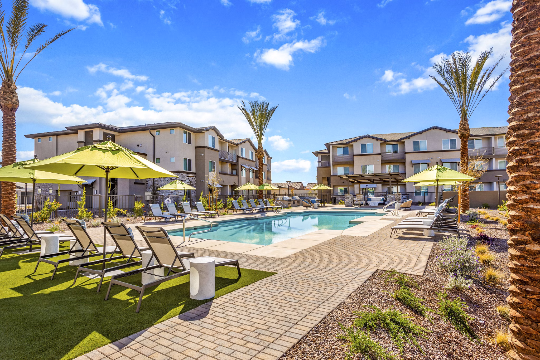 pool at Prose Ascend Apartments