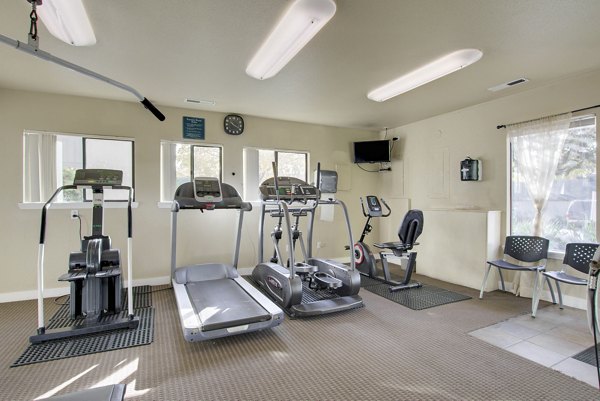 fitness center at Aspenridge Apartments