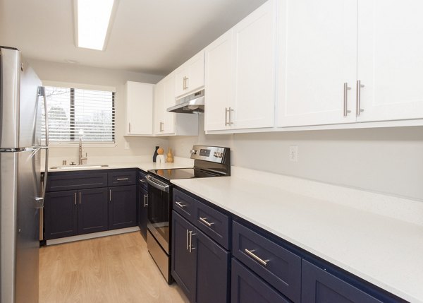 kitchen at Aspenridge Apartments