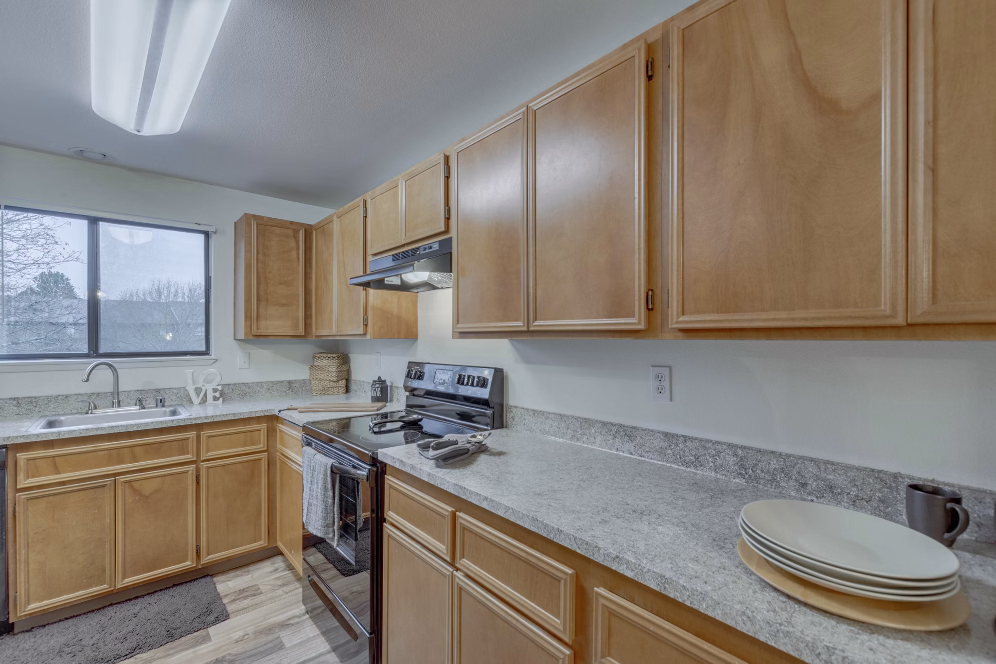 kitchen at Aspenridge Apartments