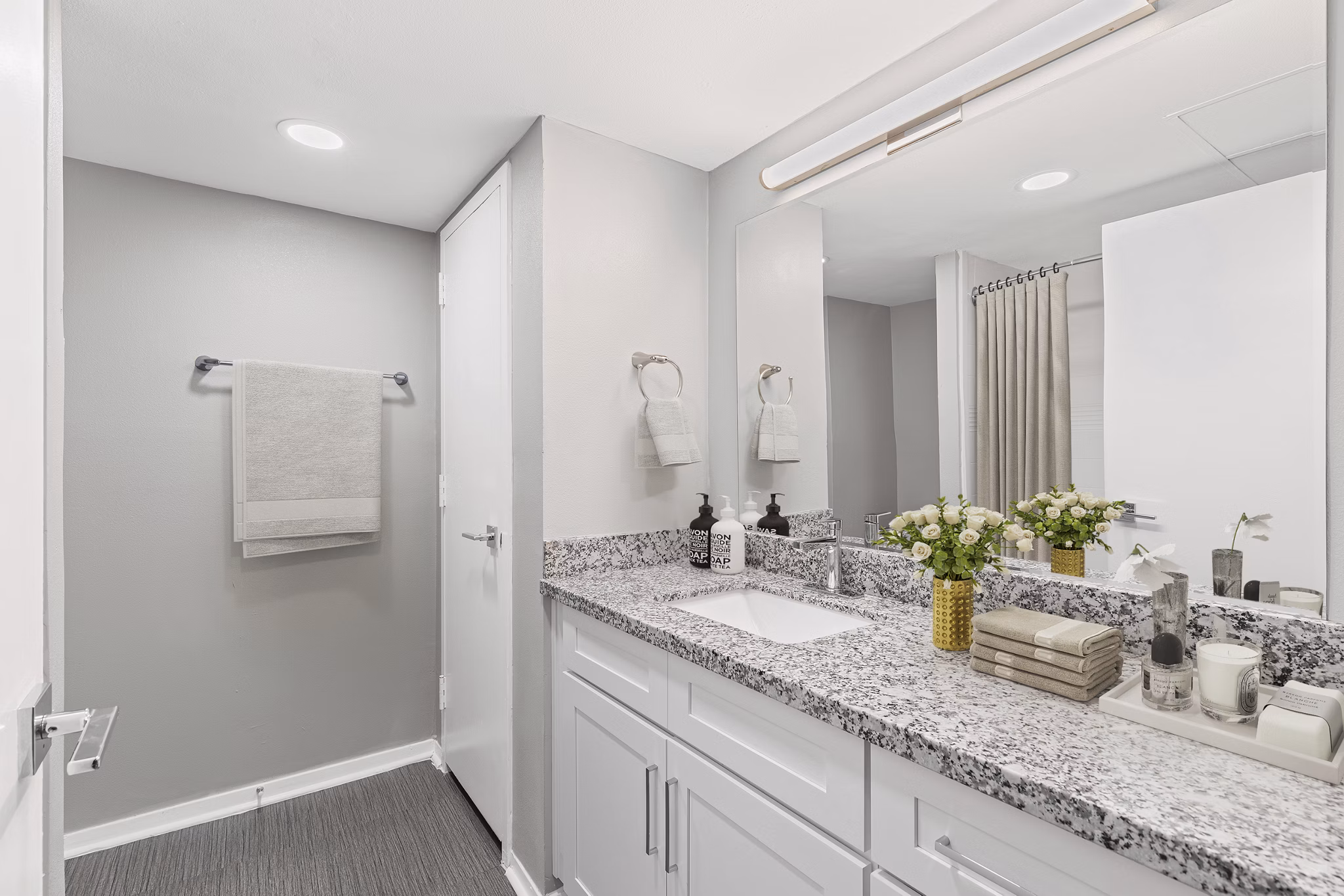 bathroom at Skyline at Kessler Apartments