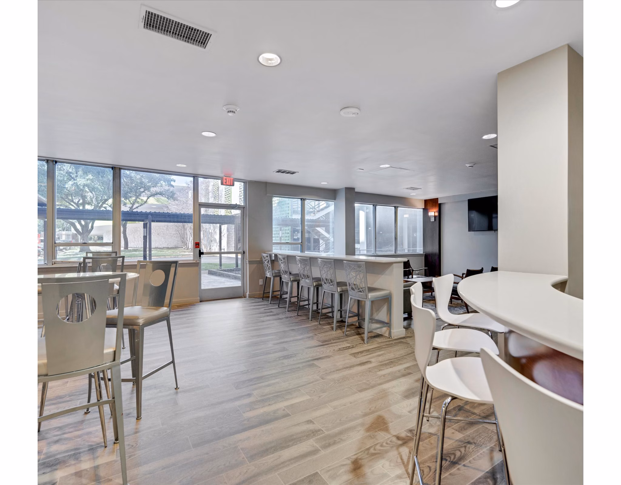 clubhouse at Skyline at Kessler Apartments