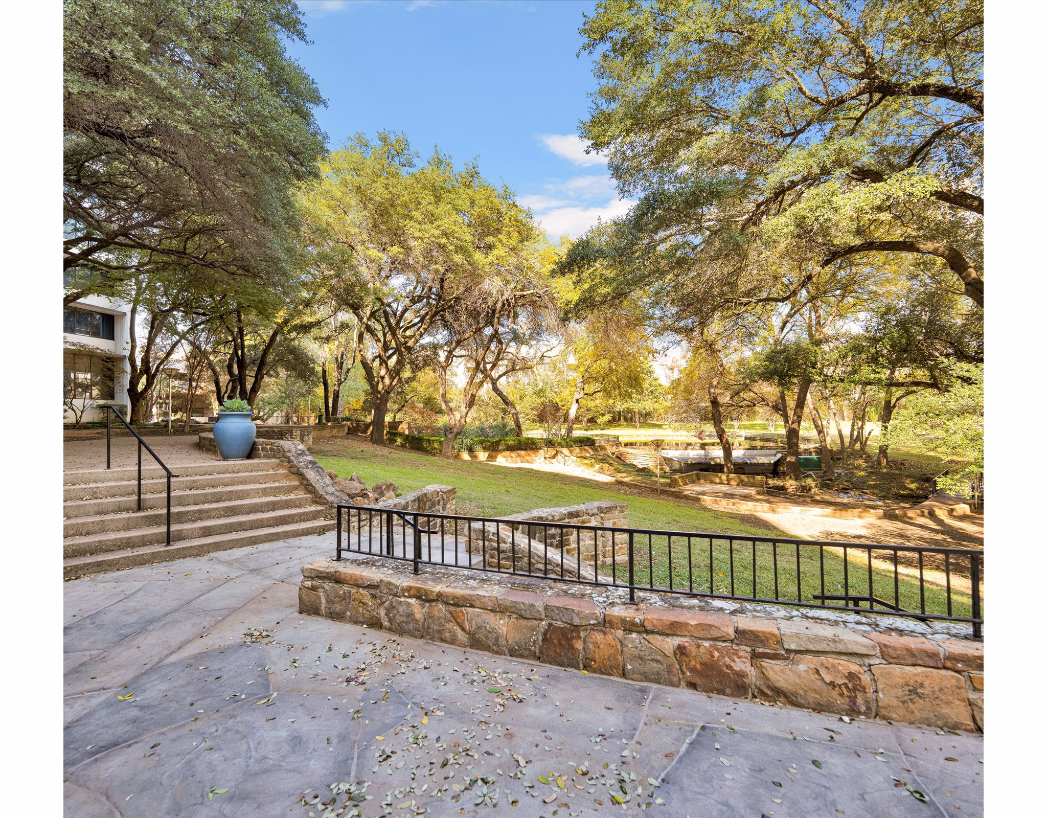 recreational area at Skyline at Kessler Apartments