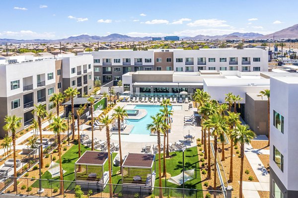 pool at Marlowe South Las Vegas Apartments