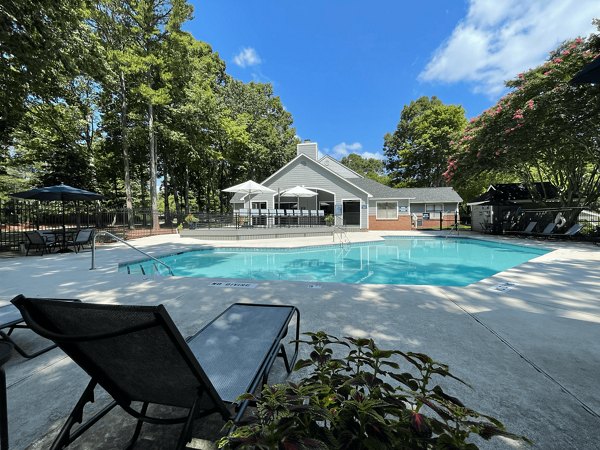 pool at Amberwood at Lochmere Apartment 