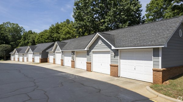 recreational area at Amberwood at Lochmere Apartments