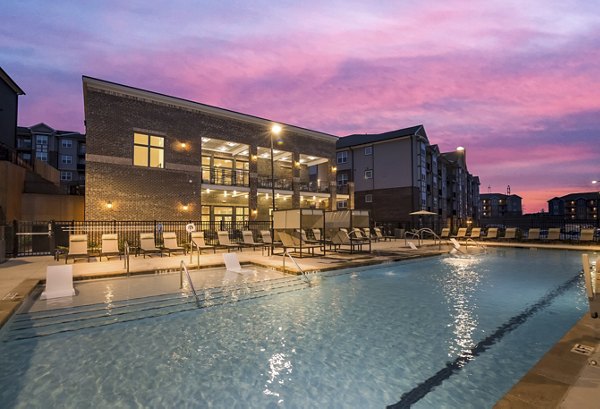 pool at Aventine Apartments