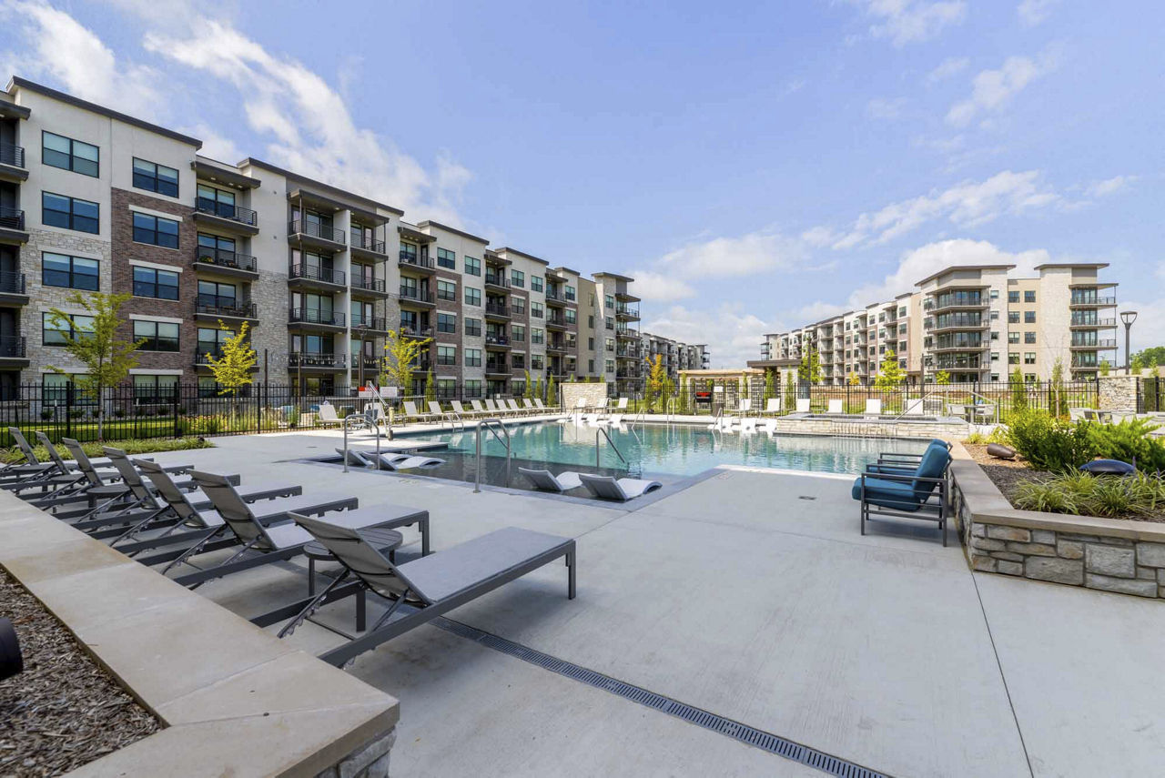 Reflections Apartments Lenexa Ks 4 of 12