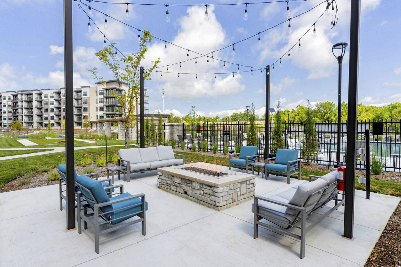 Grill area at Reflections Apartments (1 of 4)