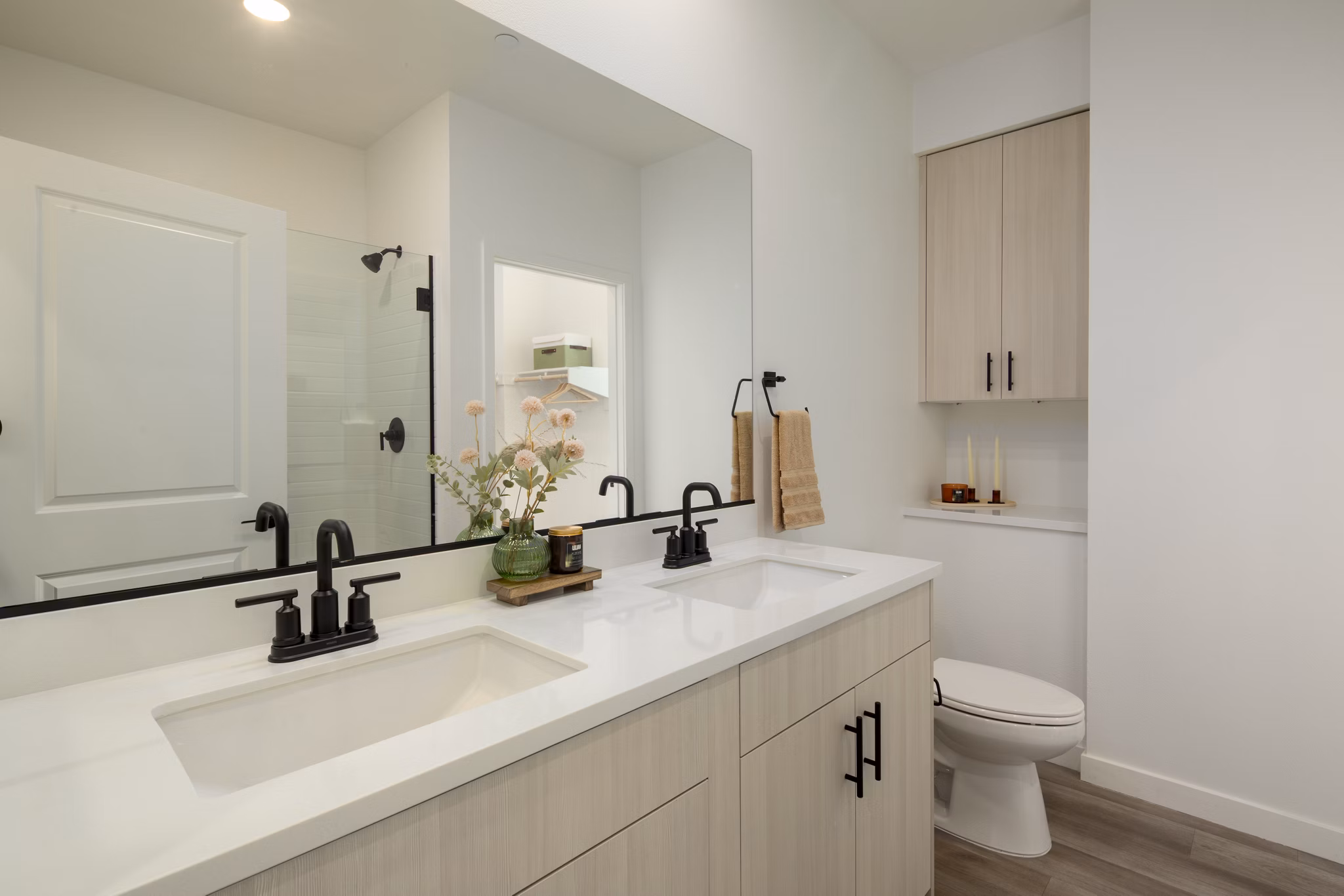 Bathroom at Lilian Apartments