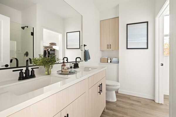 bathroom at Lilian Apartments 