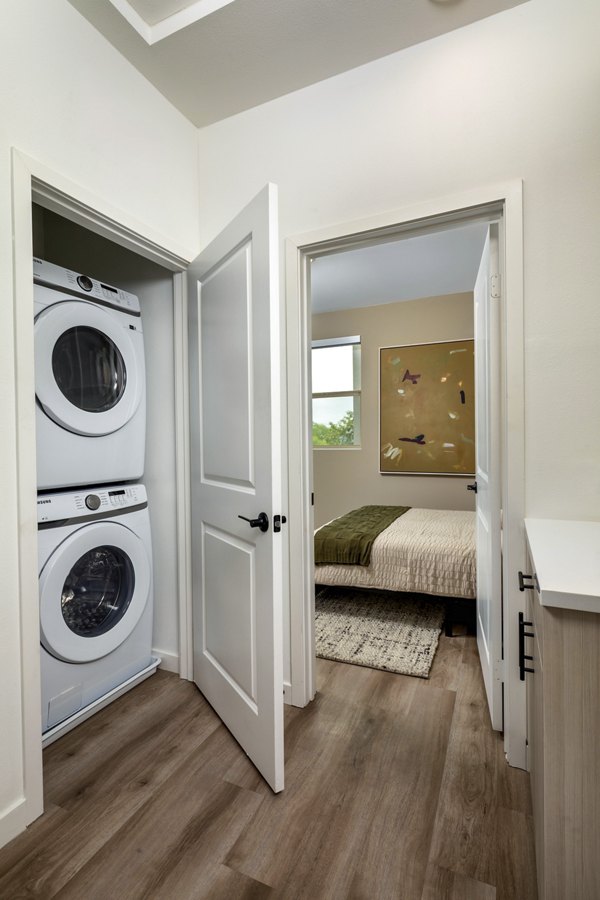 laundry room at Lilian Apartments 