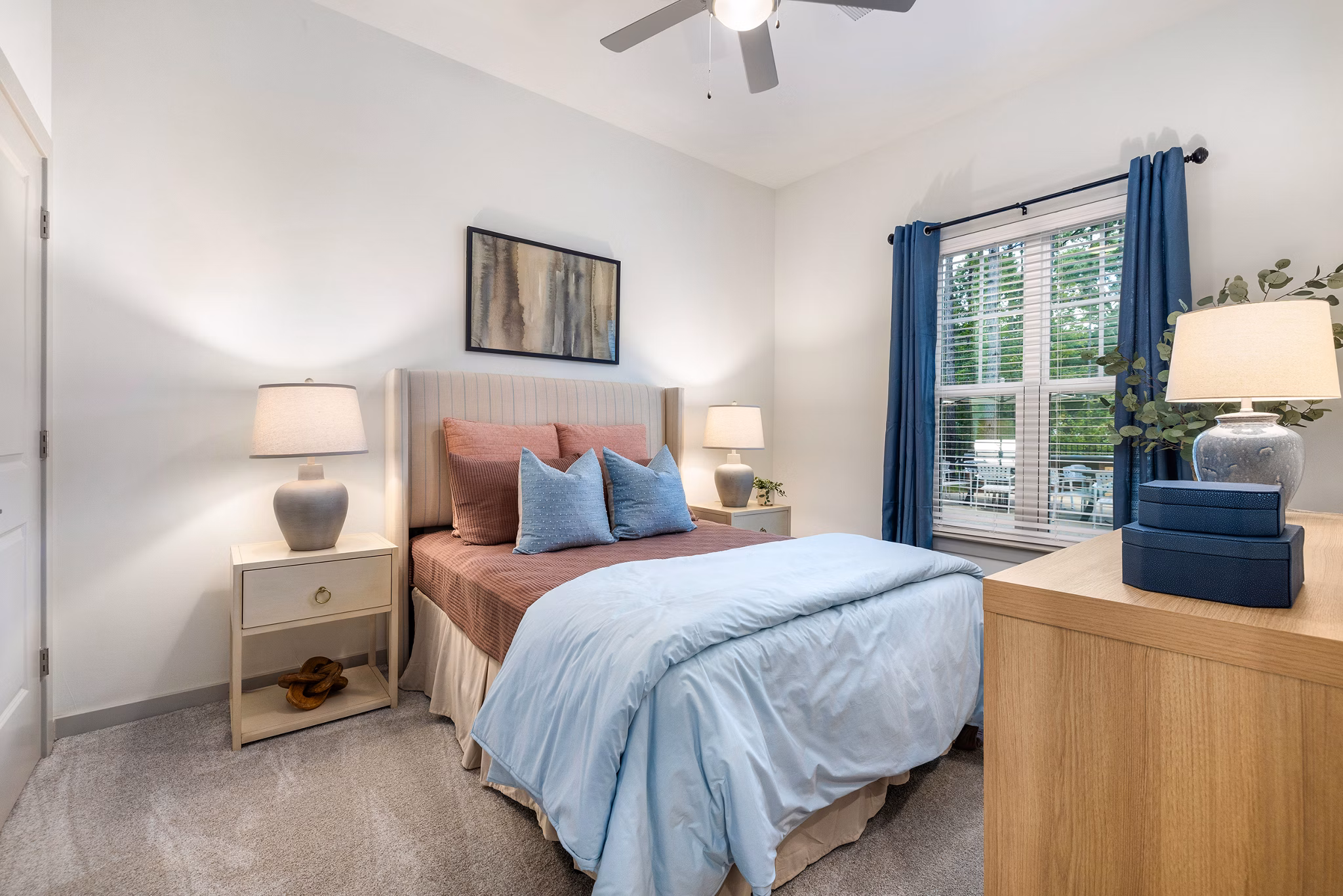 bedroom at Album Matthews Apartments 